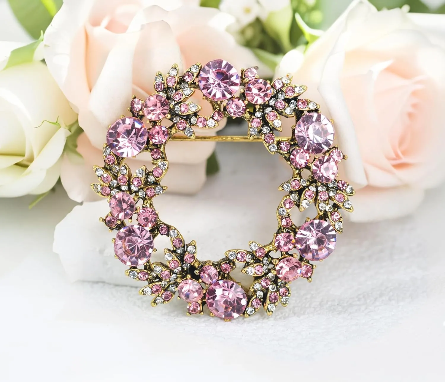 Gyn&Joy Womens Crystal Rhinestone Flower Wreath Wedding Holiday Fashion Jewelry Brooch Pin